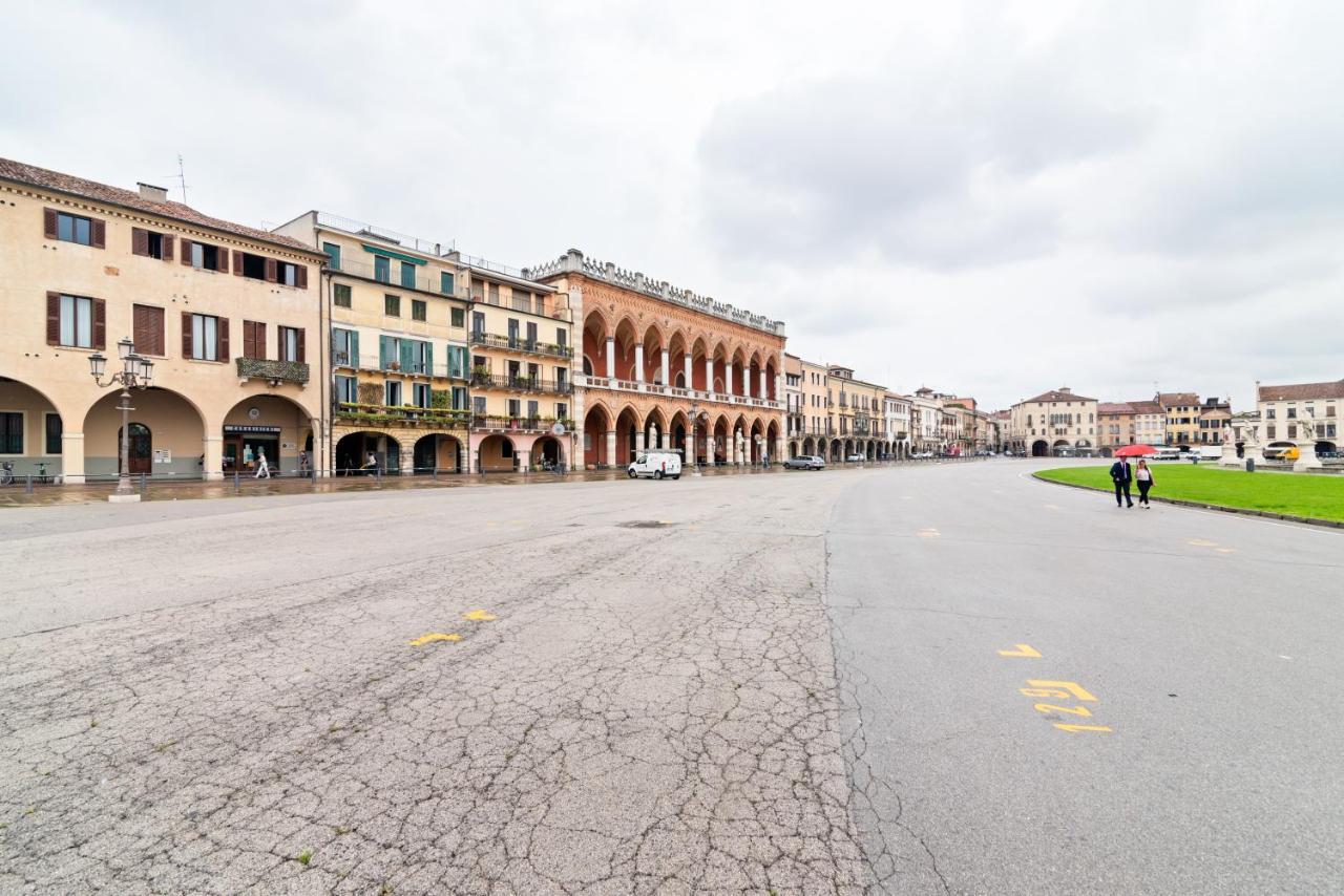 A Pochi Passi Da Prato Della Valle Apartment Падуя Экстерьер фото